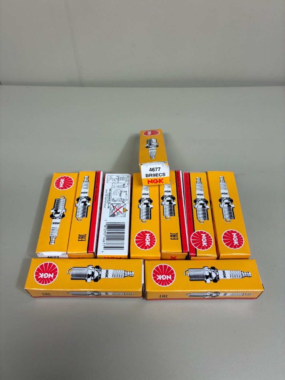 NGK BR9ECS 4677 Standard Spark Plugs Lot Bundle Of 10